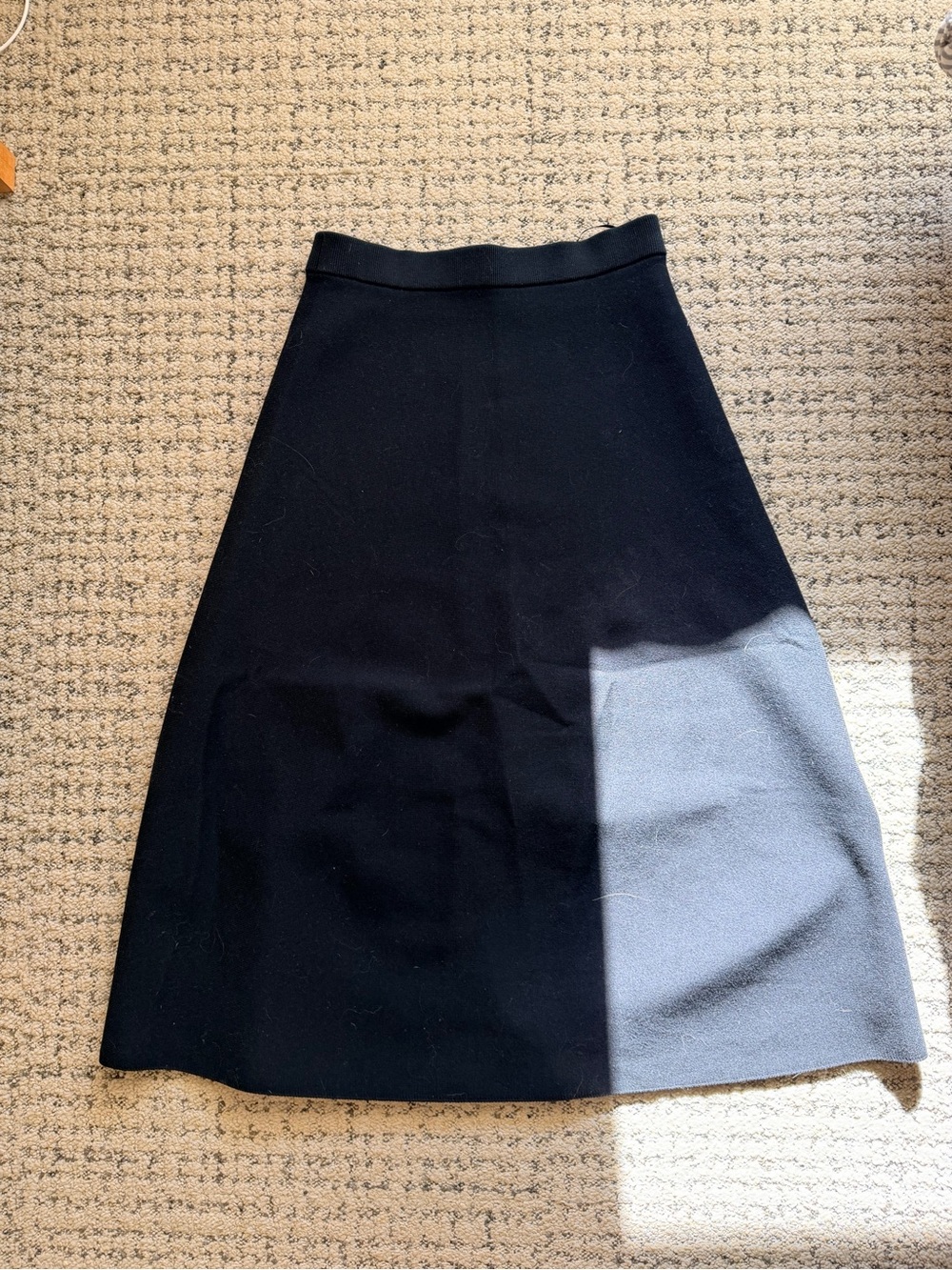 Uniqlo Black A-Line Midi Skirt 3D Knit